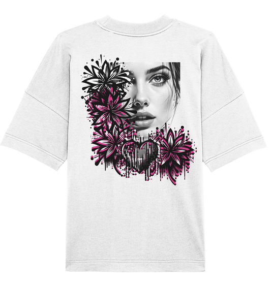 Urban Blossom – Street-Art Porträt - Organic Oversize Shirt